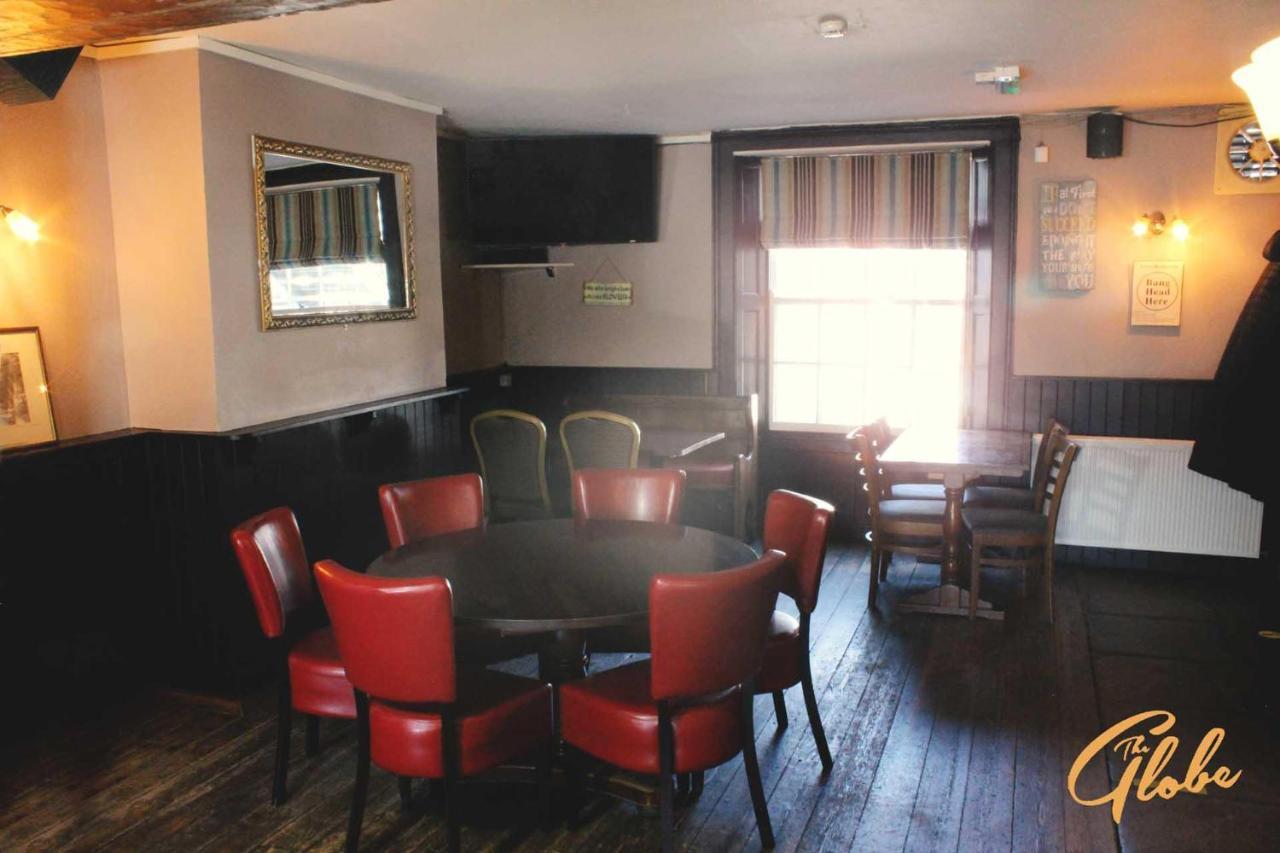 Sampford Peverell The Globe Inn מראה חיצוני תמונה