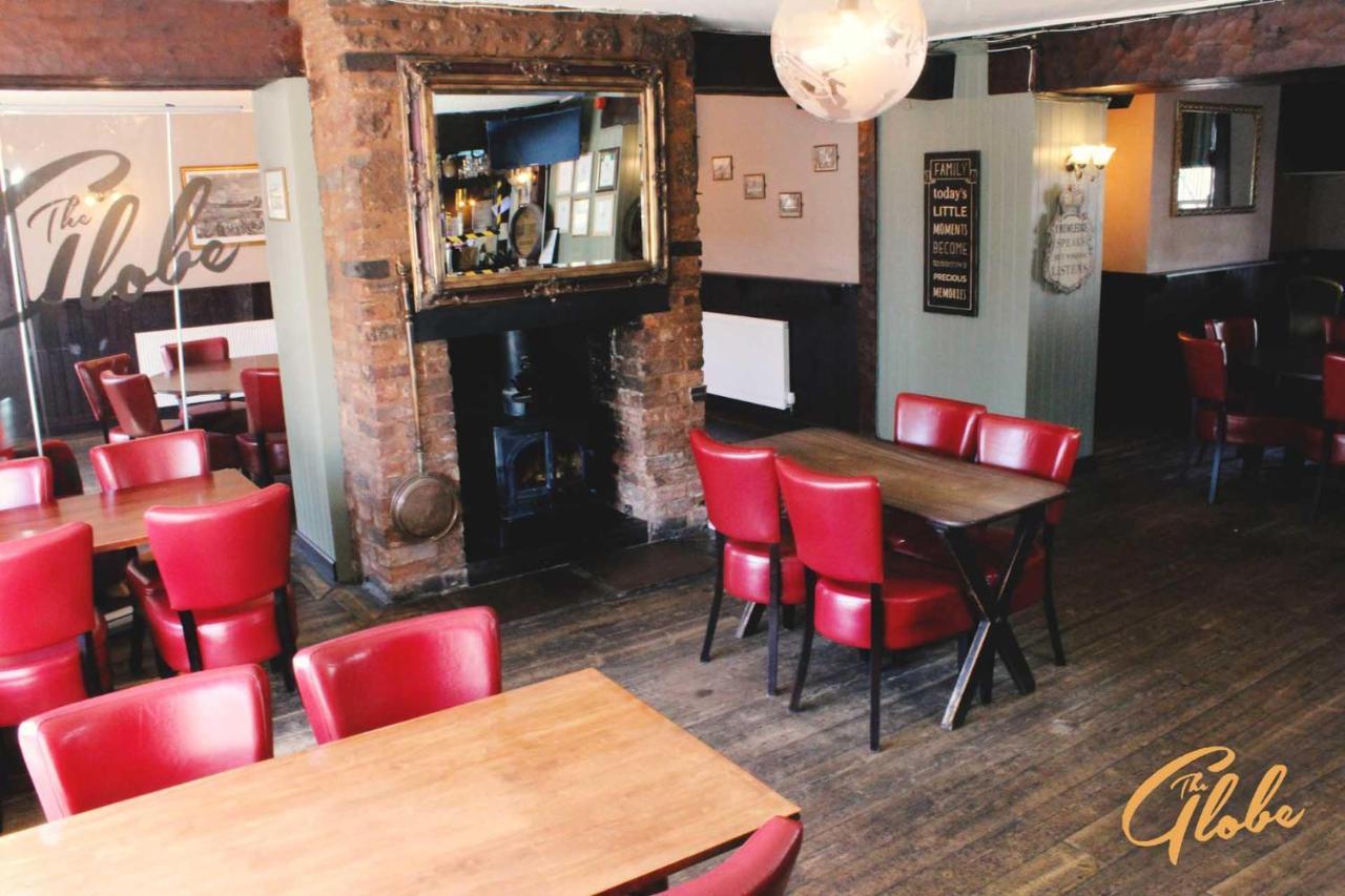 Sampford Peverell The Globe Inn מראה חיצוני תמונה